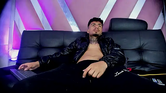 Pokazy przed kamerką – JuanCamiilo_66