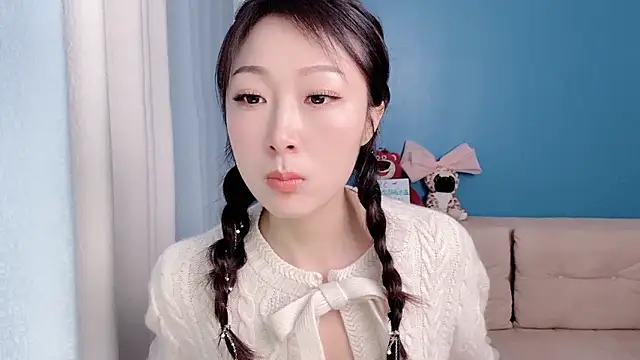 ella55-- Chat XXX in diretta