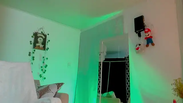 GenesisWhite: απευθείας συνομιλία ΧΧΧ