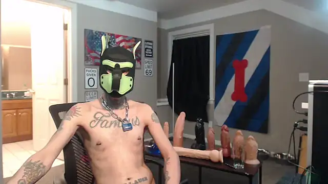 Michigan9000: вебкам-шоу