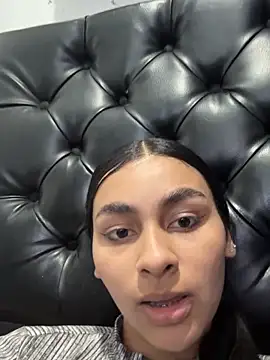 ManuelaEvans_'s Live XXX Chat