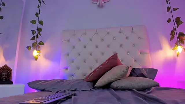 Rachel-Greyy 即時 XXX 聊天