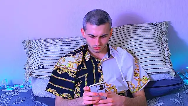 Magic_Storms Chat XXX in diretta