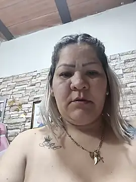 Dalessa_Bigtits Live XXX-chat