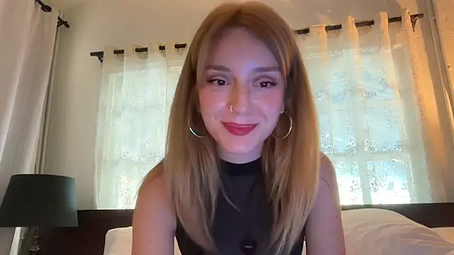 SirenaBelle's Live XXX Chat