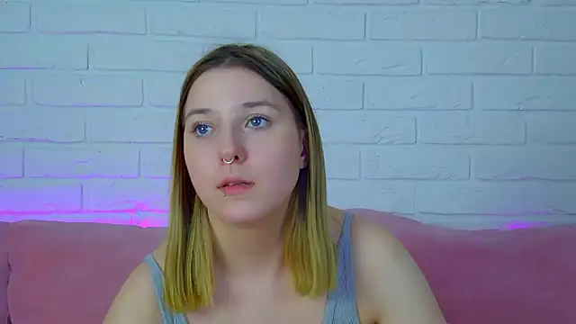 TinnaBurtonn Live XXX chat