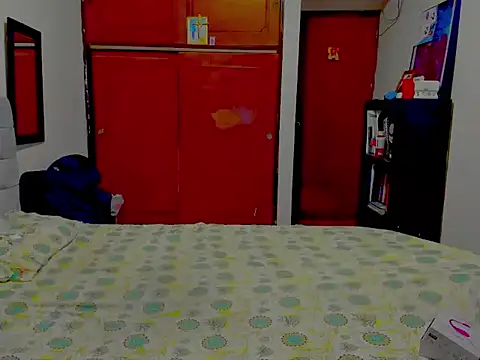 SquirtMaddiee_'s Live XXX Chat