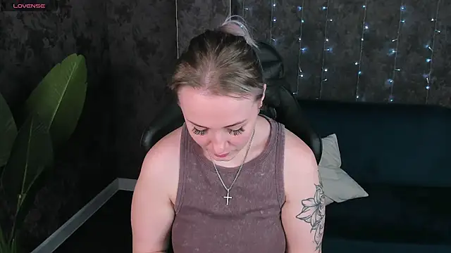 Jooyce_Howward 现场XXX聊天