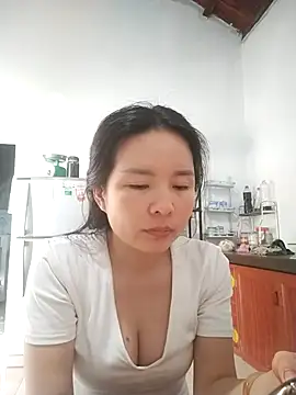 Ivy_Trix2のライブXXXチャット