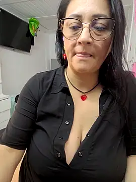 Chatroom XXX en direct de Ameliarizo