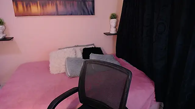 cristal-evanns 即時 XXX 聊天