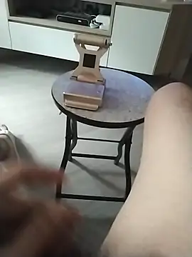 Show de Dannydy2015 na webcam