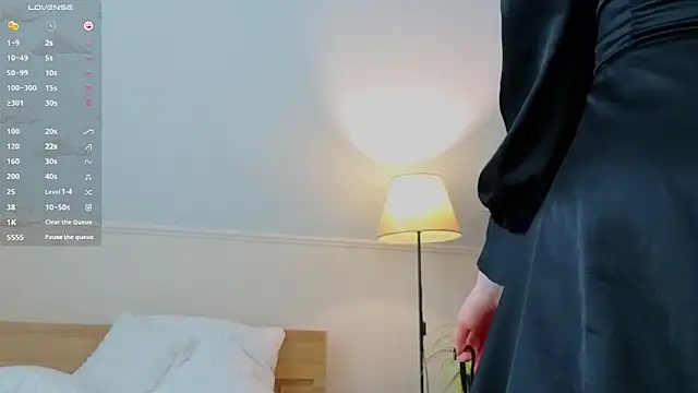 WICKEDEMBERn Live XXX chat