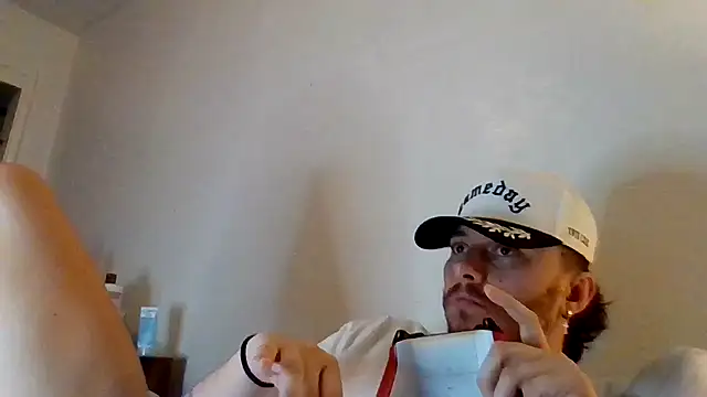 TallHungandCloudy69: διαδικτυακό σόου στην κάμερα