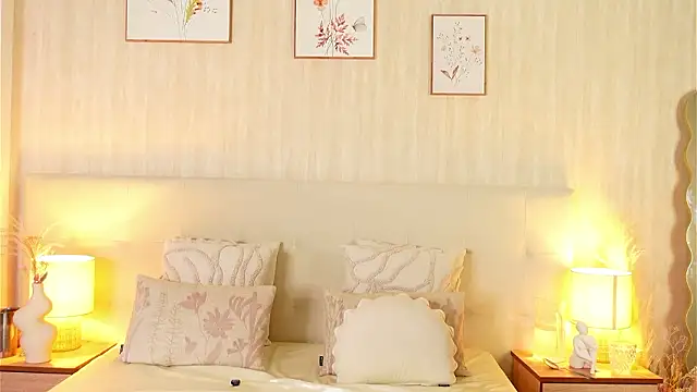 ZamphyraNighttのライブXXXチャット