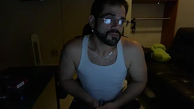 Zander823: онлайн-секс-чат