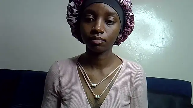 Enkarxx Adlı Modelin Canlı XXX Sohbeti