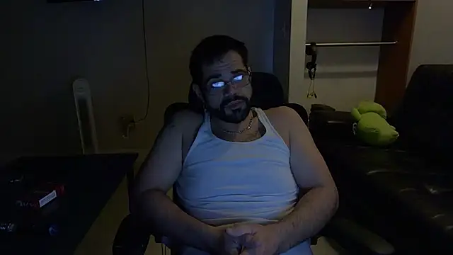 Zander823 élő XXX-chatje