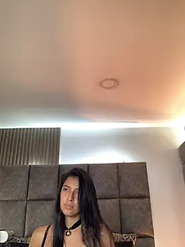 BrigitteVons' Live XXX Chat