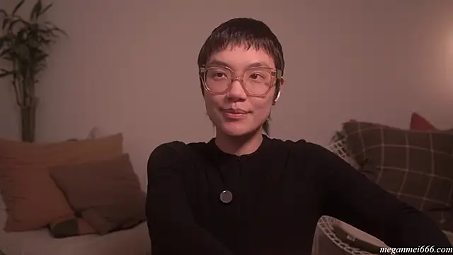 meganmei666's Webcam Show