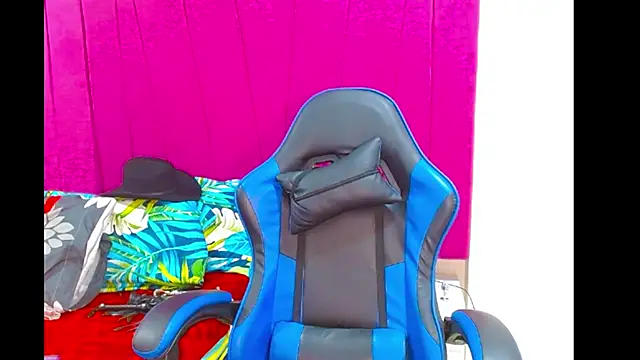 Webkamerová show pipe_hot04