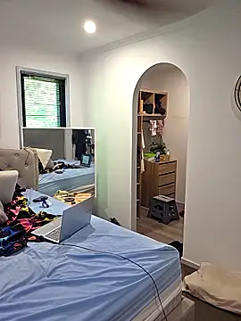 Handsolo_porn: διαδικτυακό σόου στην κάμερα