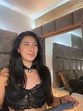 دردشة BrigitteVons الجنسية المباشرة