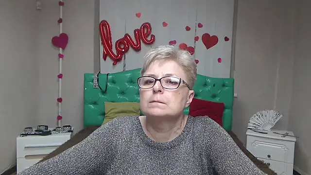 دردشة EmiliaGree الجنسية المباشرة