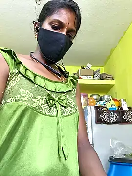 Honey_rosetamilのライブXXXチャット