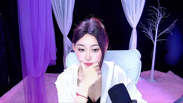 Tili-668 live XXX chat