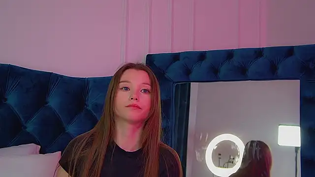 KeiraAstiのライブXXXチャット