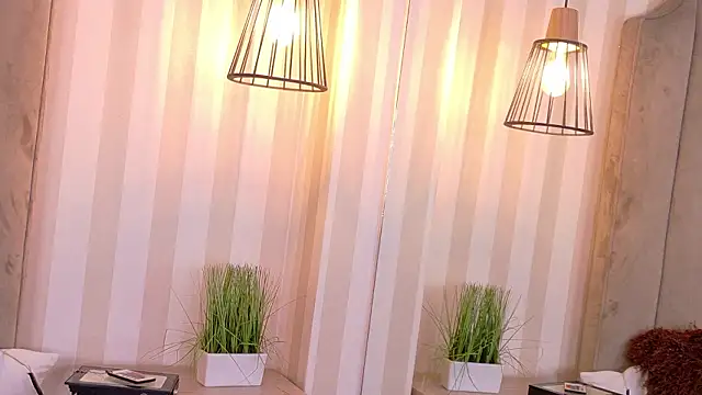 Hana_StoneのライブXXXチャット