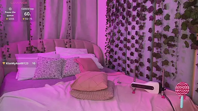 Love_is_Lola 现场XXX聊天