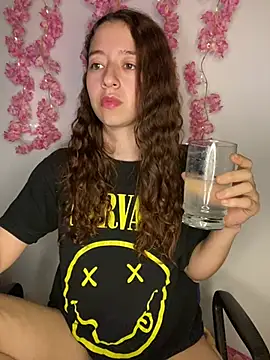 -rosi Adlı Modelin Canlı XXX Sohbeti