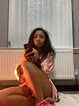 OliviaAshhhのライブXXXチャット