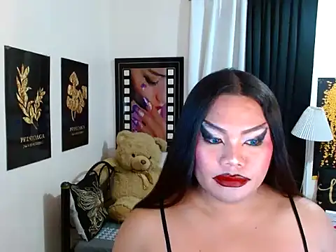 TSbrianaHugeCock webcam show