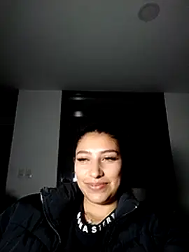 alicee_teen's Webcam Show