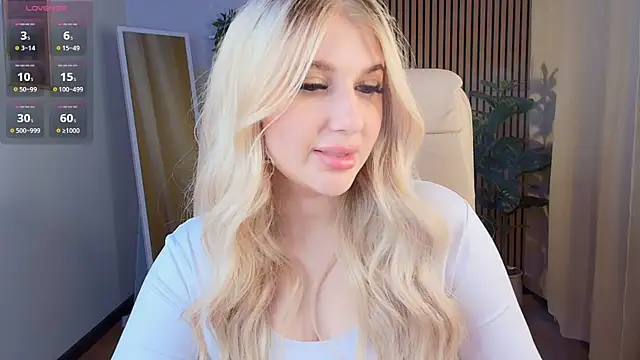 Evacadooo's Live XXX Chat