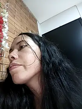 Chat XXX en directo de MiaForever1