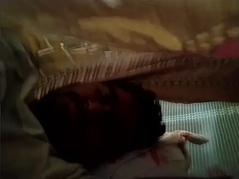 Bengali_hot_boy: διαδικτυακό σόου στην κάμερα