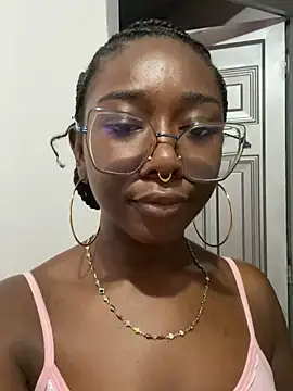 ZahhyFrequency Chat XXX in diretta