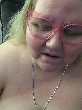 TheMotherPearl Live XXX-Chat