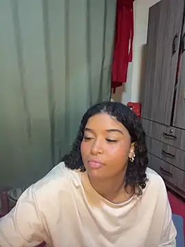 Chat +18 de mitschellfox21 ao vivo