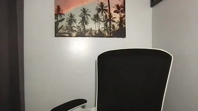 SattivvaXXX: διαδικτυακό σόου στην κάμερα