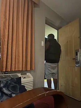 Stressreliever82: онлайн-секс-чат