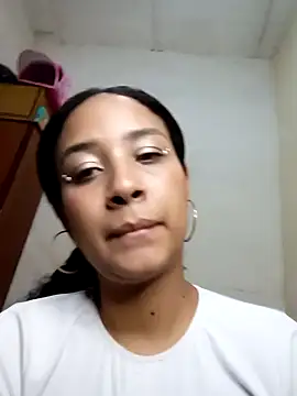 Aurora_fantasyPink 라이브 XXX 채팅