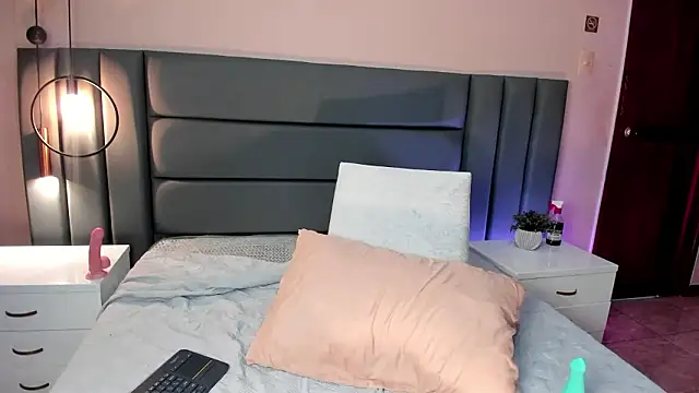 Zamira_Taylor 라이브 XXX 채팅