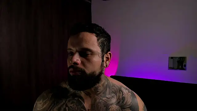 Chat +18 de natevillage ao vivo