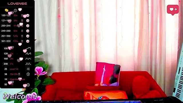 Chat XXX ao vivo de LilllyMoon