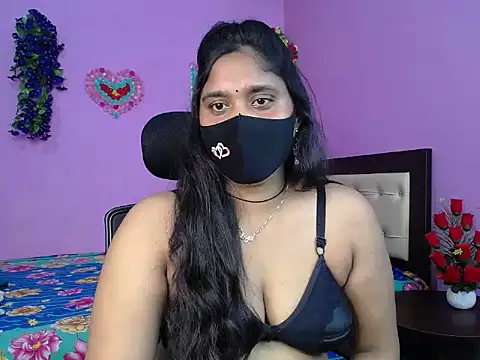 Maiya_Amber live XXX chat